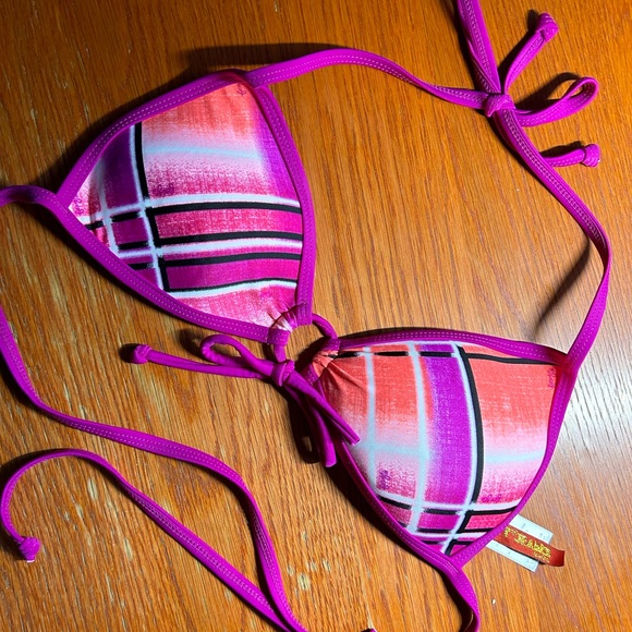 Bikini Wireless Push-up Swim Top - Picture 1 of 7